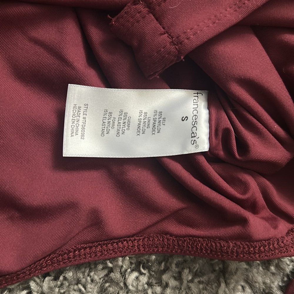 Francescas tuck in top. Size S - Picture 4 of 5